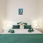 Sa Mariposa *